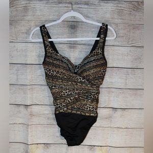 NWT MiracleSuit, Cheetah/black